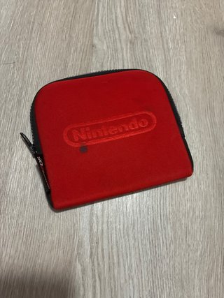 Pack Nintendo 2DS Blanca +2 juegos +funda +cable