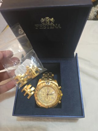 Reloj Festina Dorado Caja Original