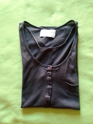 Camiseta Zara manga corta negra