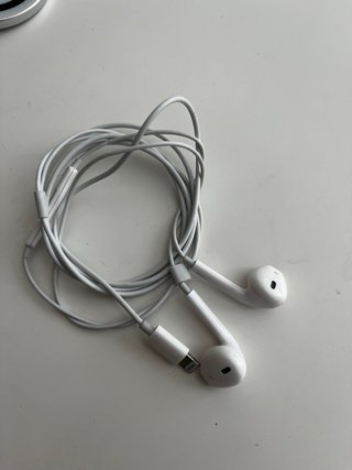 iPhone 13 + 8 Accesorios
