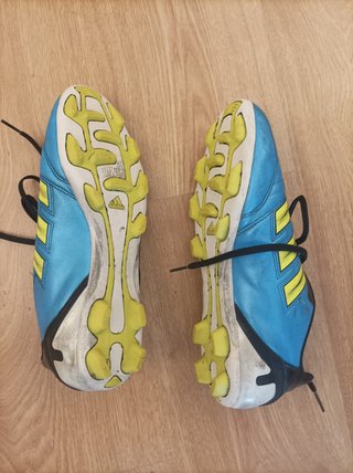Botas de fútbol Adidas 43 1/2