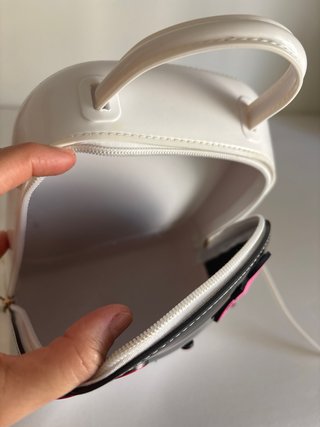 Mochila pequeña con parches