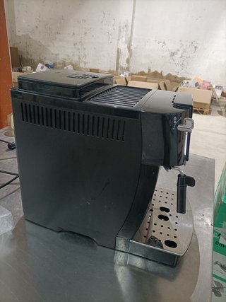 - De'Longhi cafetera espresso automática leche