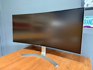 Monitor Ultrapanorámico LG 38 pulgadas