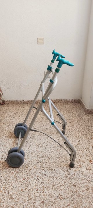 Andador con Ruedas