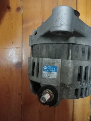 Alternador Nissan Hitachi 12V