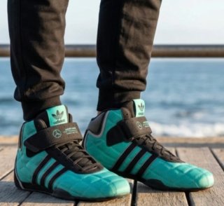 Zapatilla Adidas Racer Hi Mercedes-AMG Petronas F1