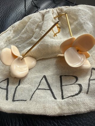 Pendientes Malababa Flor Maquillaje Dorados