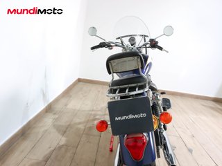 TRIUMPH AMERICA 900