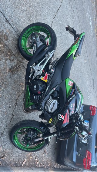Kawasaki Z800 full extras