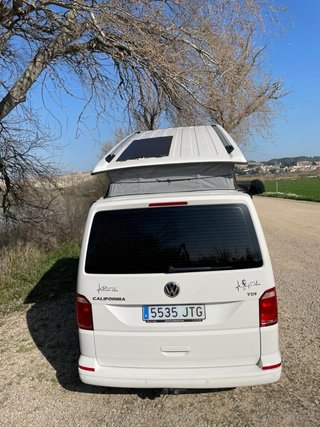 OPORTUNIDAD: VW CALIFORNIA BEACH CAMPERIZADA 2016