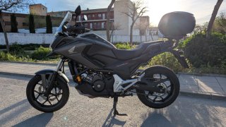 Honda NCX 750 Gris