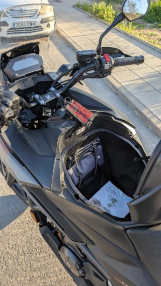 Honda NCX 750 Gris