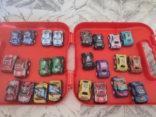Coches de juguete de