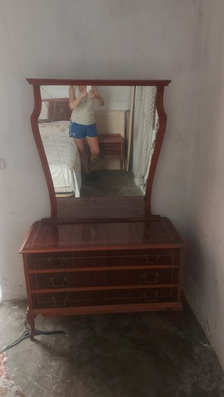 Armario de madera antiguo 4 puertas