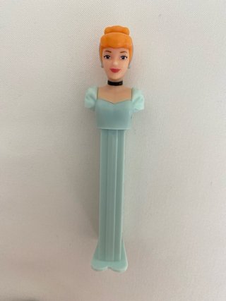 4 Pez Disney Woody Mickey Barbie Cinderela