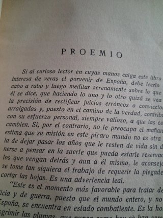Libro antiguo. El Pasado, Azaña y el Porvenir