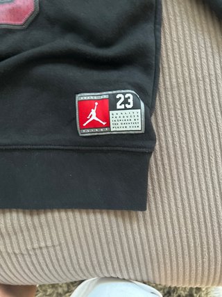 Sudadera Jordan Negra talla M 10:12