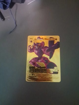 Carta Pokémon Grimmsnarl VMAX Dorada