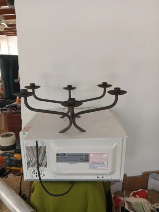 Candelabro de hierro forjado