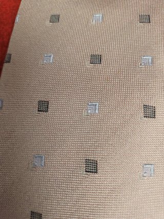 Corbata Adolfo Dominguez 100% Seda rosa y gris