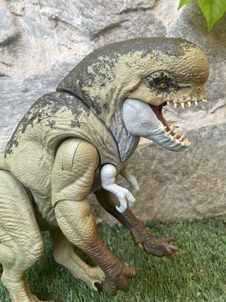 Dinosaurio Distortus Rex Jurassic World