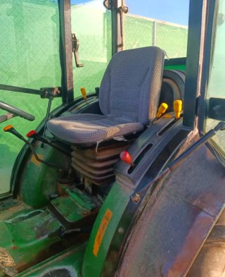 Tractor John Deere 5500N