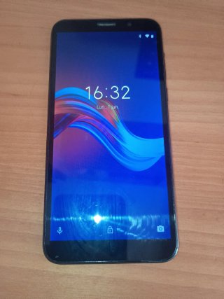 Motorola E6 Play 32GB, 2RAM, microUSD
