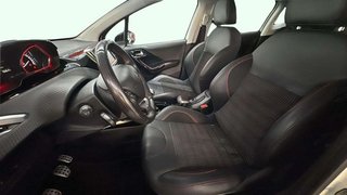 Peugeot 2008 TECHO PANORÁMICO