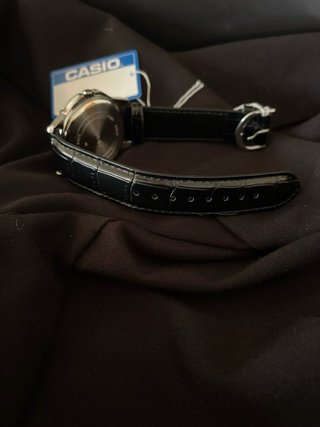 Relógio Casio Preto e Prata