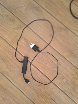 TV LG + cable para conectar a internet