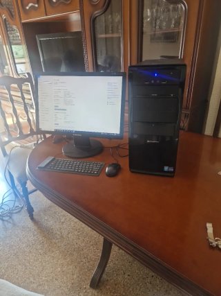 PC Phoenix Negra Completa 8ram, core i3 ,1500 gb.