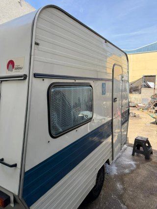 Caravana Knaus < 750kg