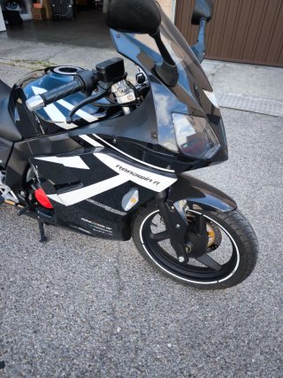 Daelim Roadwin R 125cc 2017 Negra