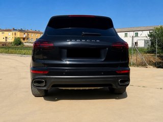 Porsche Cayenne 2016