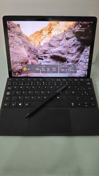 Microsoft Surface Go 3 con Teclado y Lápiz