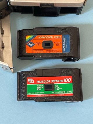 Lote 2 Fotocamere Kodak Instamatic + cartucce