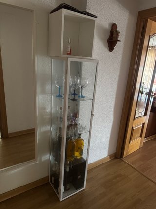 Vetrina espositiva in vetro e legno