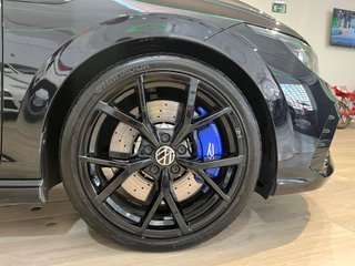 Volkswagen Golf  R PERFORMANCE 2025