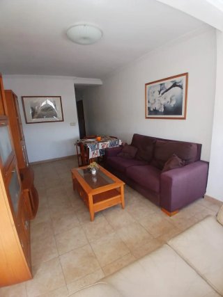 Habitación individual en piso compartido en Triana