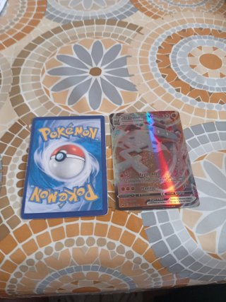 Gardevoir y Stonjourner V MAX Pokémon Cards