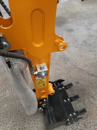 Mini excavadora motor Kubota 2000kg