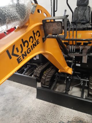 Mini excavadora motor Kubota 2000kg