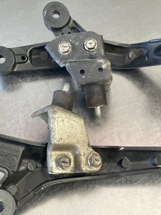 Soporte motor KTM RC 125 2020