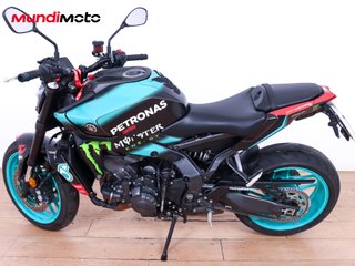 YAMAHA MT 09