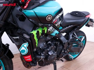 YAMAHA MT 09