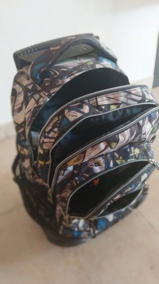 Mochila Totto con ruedas.