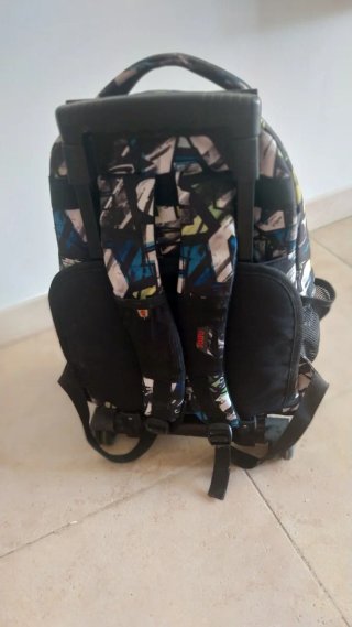 Mochila Totto con ruedas.