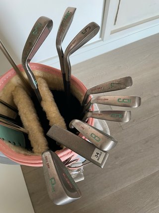Bolsa de palos de golf Cobra para Señora. 94/98 cm