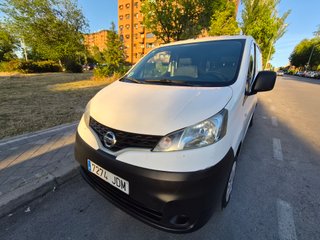 Nissan NV200 2015
